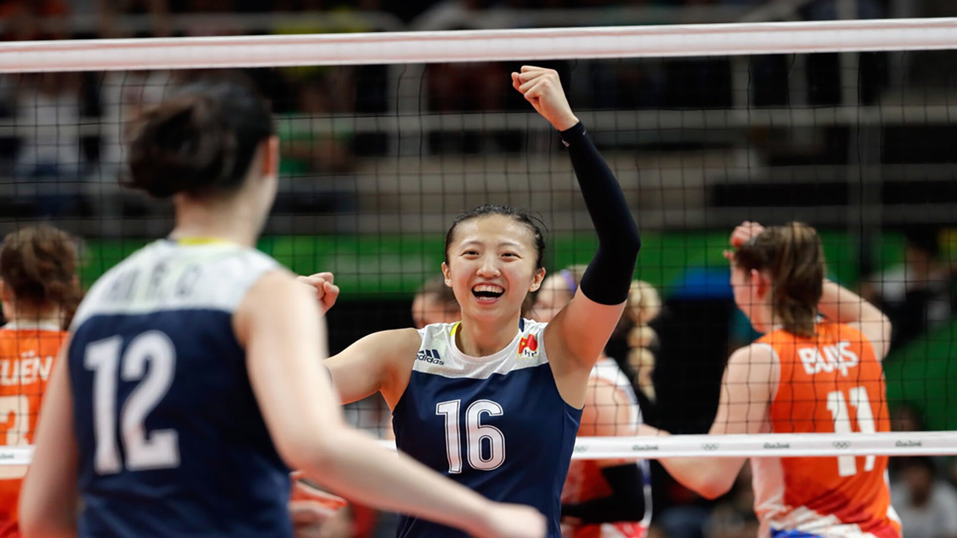 世界杯H组爆出冷门！斯洛伐克3-0横扫加拿大，德容天神下凡一战封神